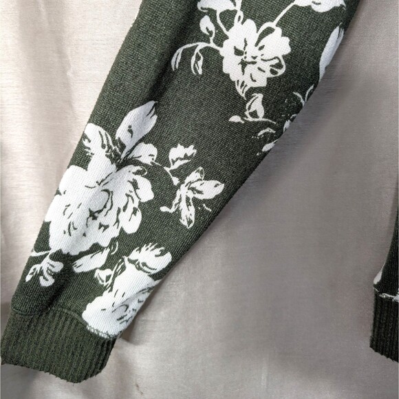 Honeydew Women’s Size SMALL Olive Green Floral Super Soft Lounge Top Comfy Boho - Picture 10 of 11